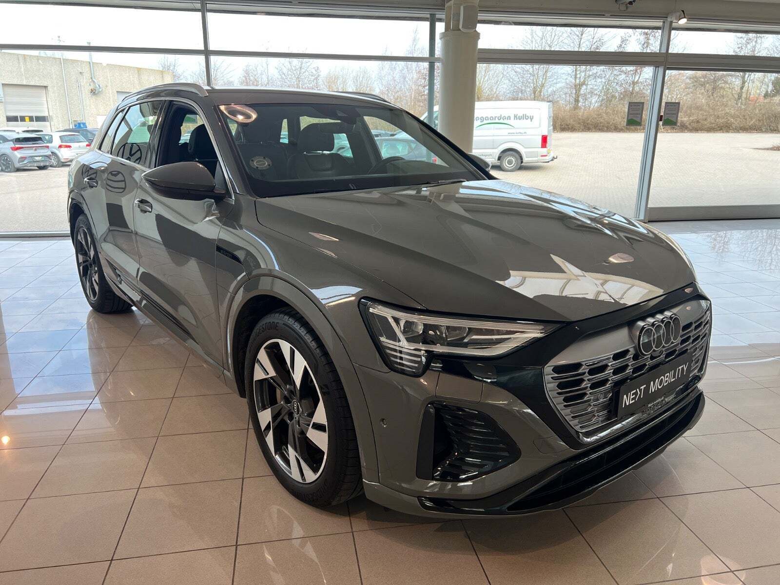 Audi Q8 e-tron 55 S-line quattro