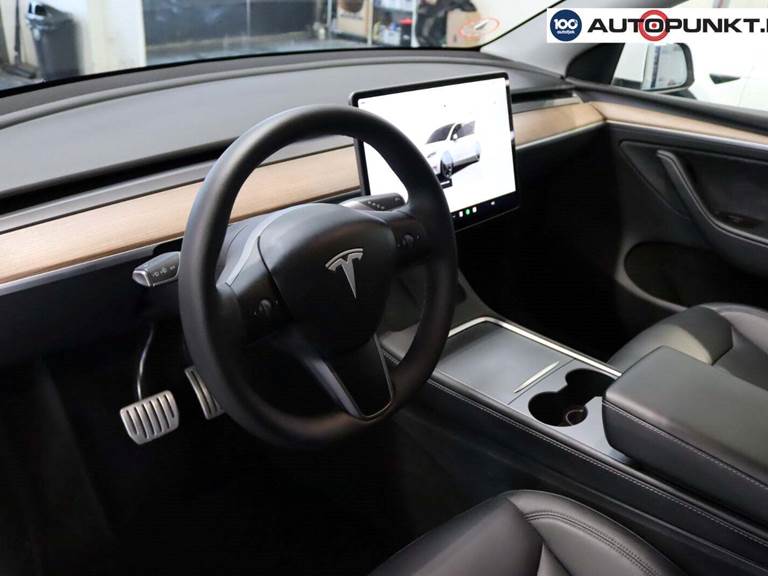 Tesla Model Y Performance AWD