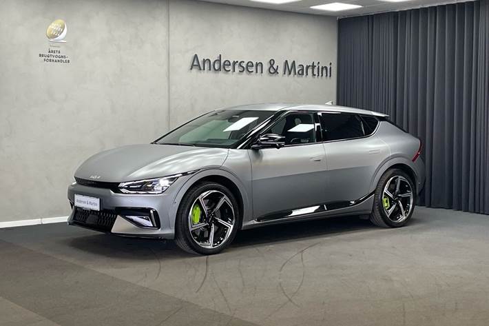 Grå Kia EV6 fra 2023