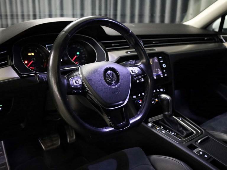 VW Passat 1,4 TSi 150 R-line Variant DSG BMT