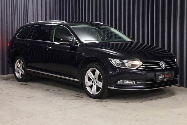 Sort VW Passat fra 2018