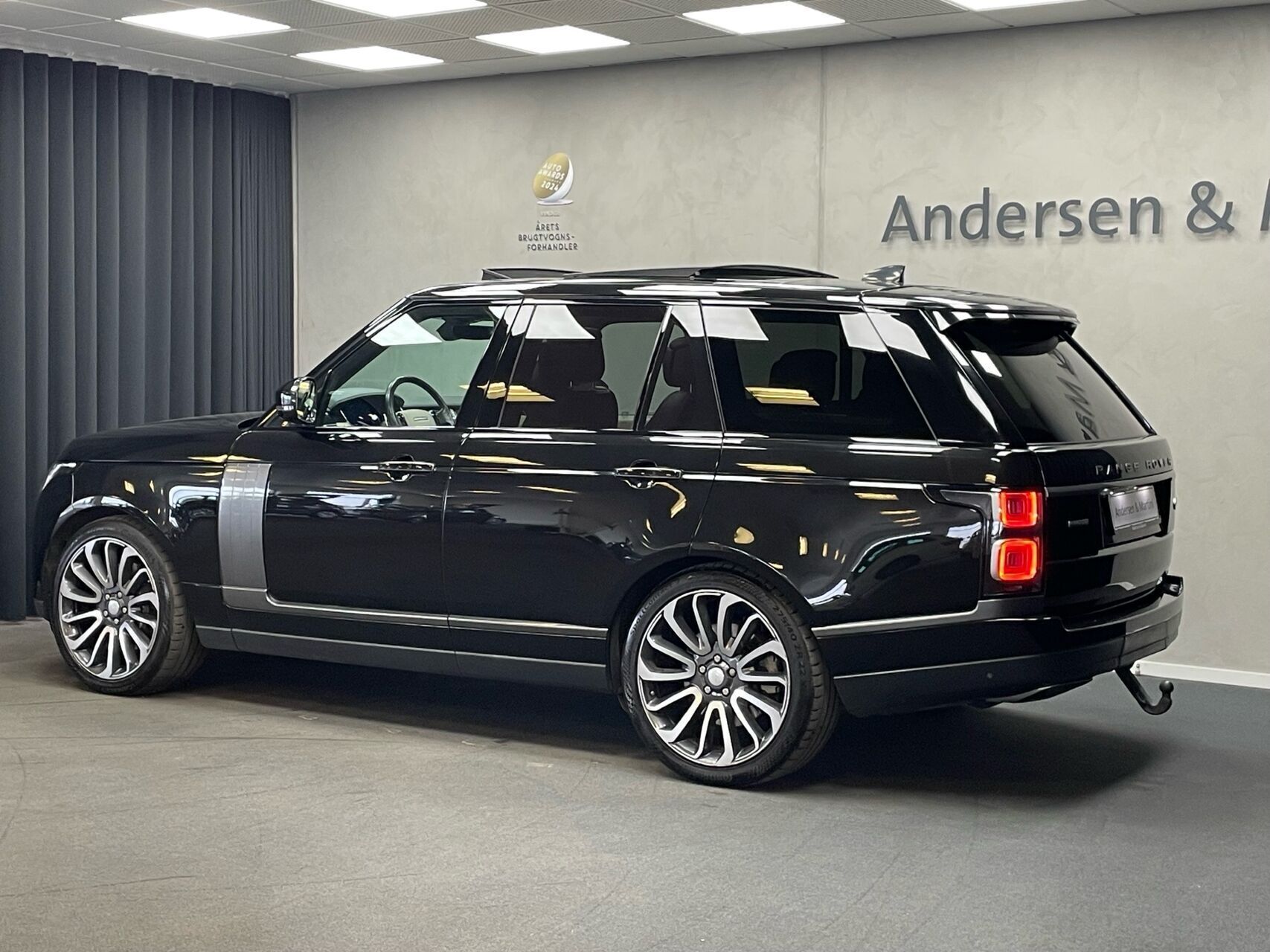 Sort Land Rover Range Rover fra 2018