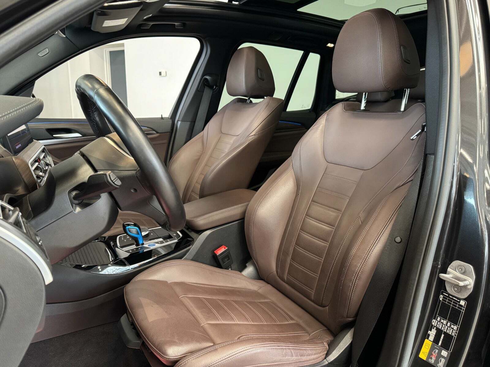 BMW iX3 Charged Plus M-Sport