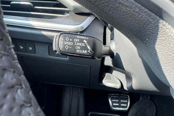 Grå Skoda Enyaq fra 2026