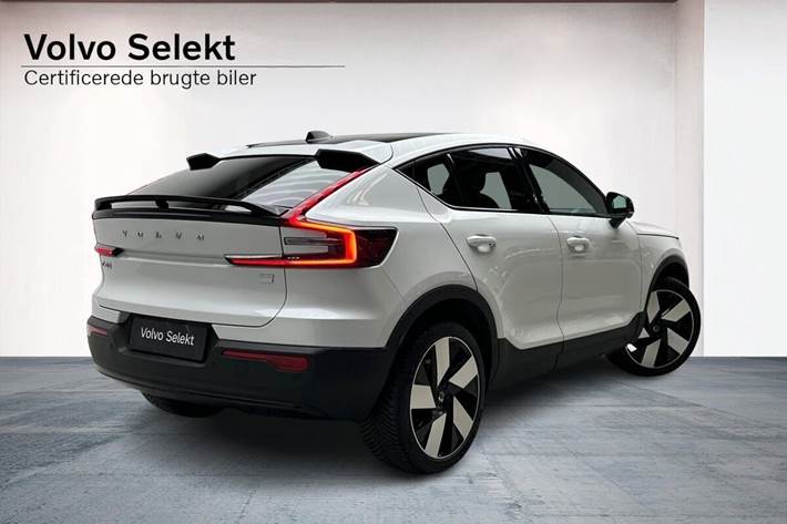 Hvid Volvo C40 fra 2022