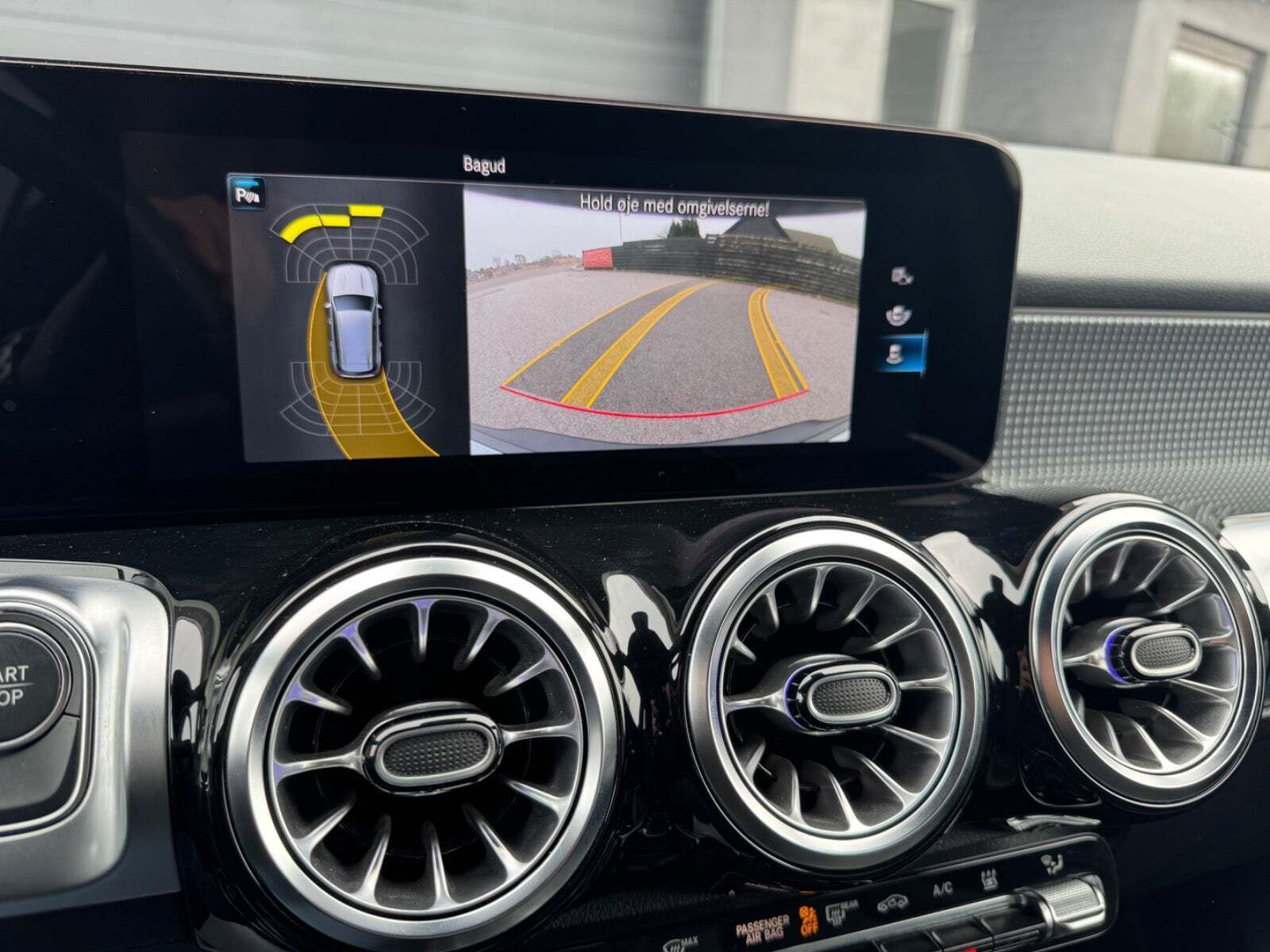 undefined Mercedes EQB250+ fra 2023