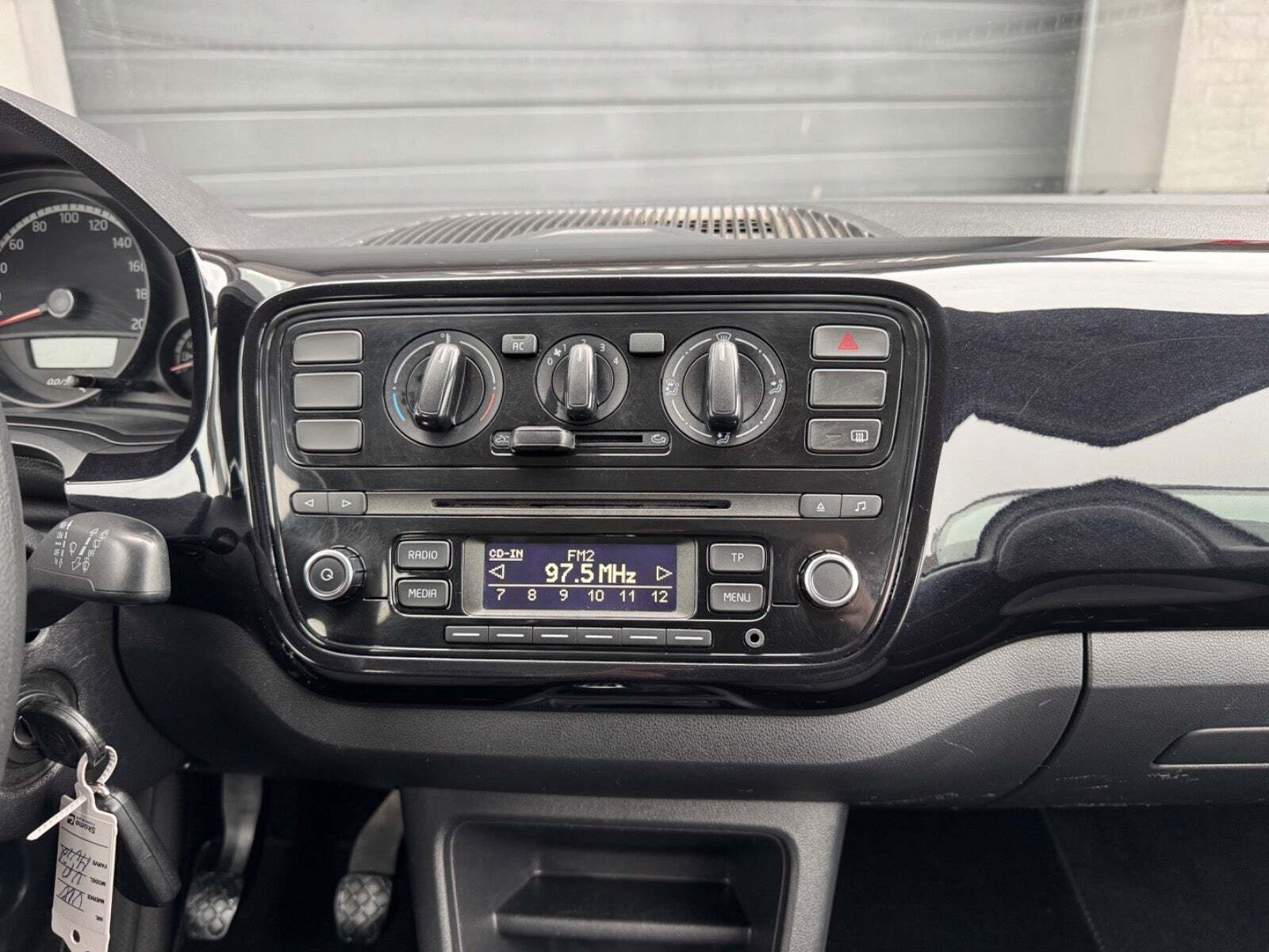 Hvid VW UP! fra 2012