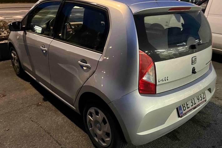 Sølv Seat Mii fra 2015