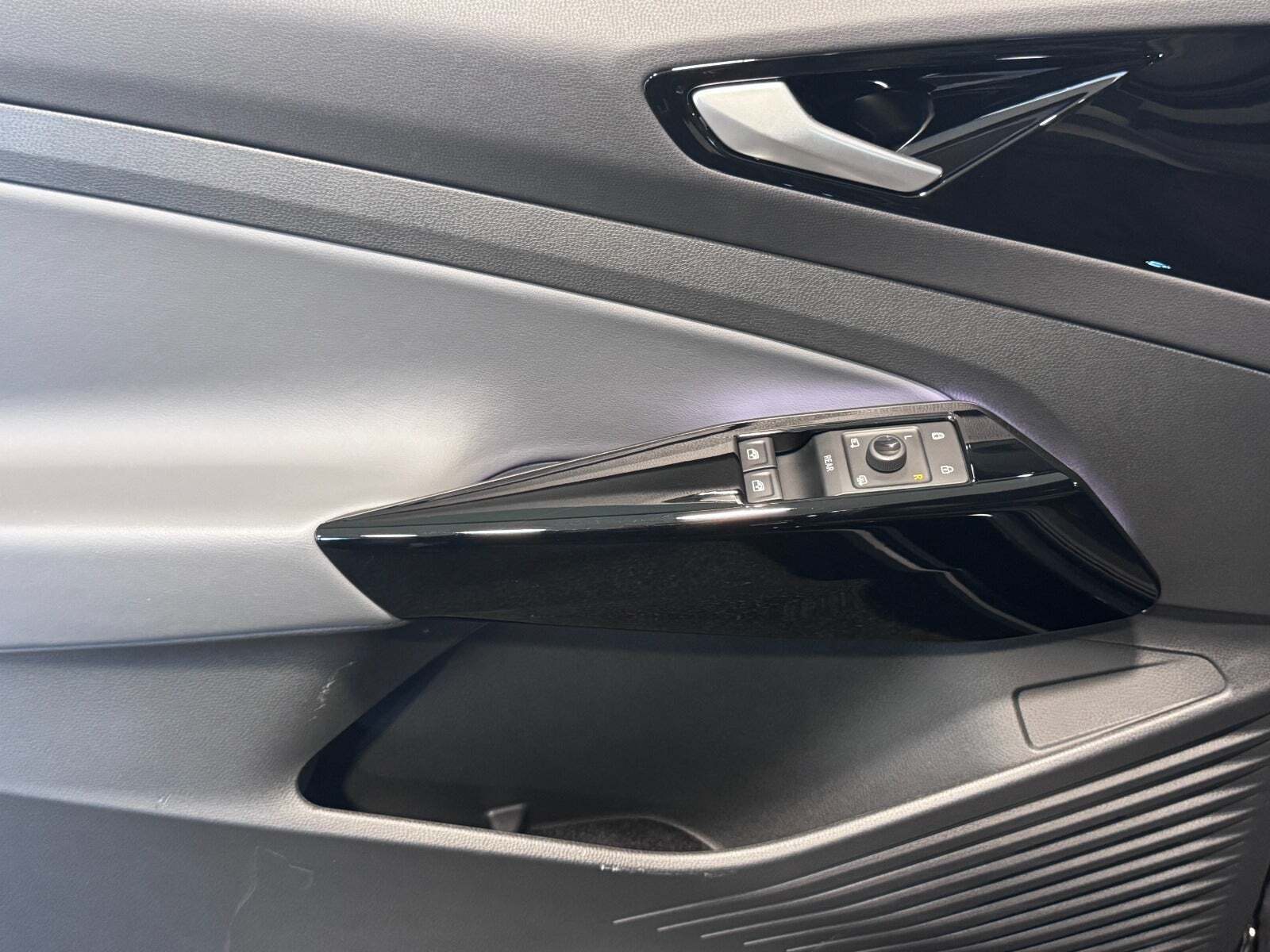 Sort VW ID.4 fra 2025