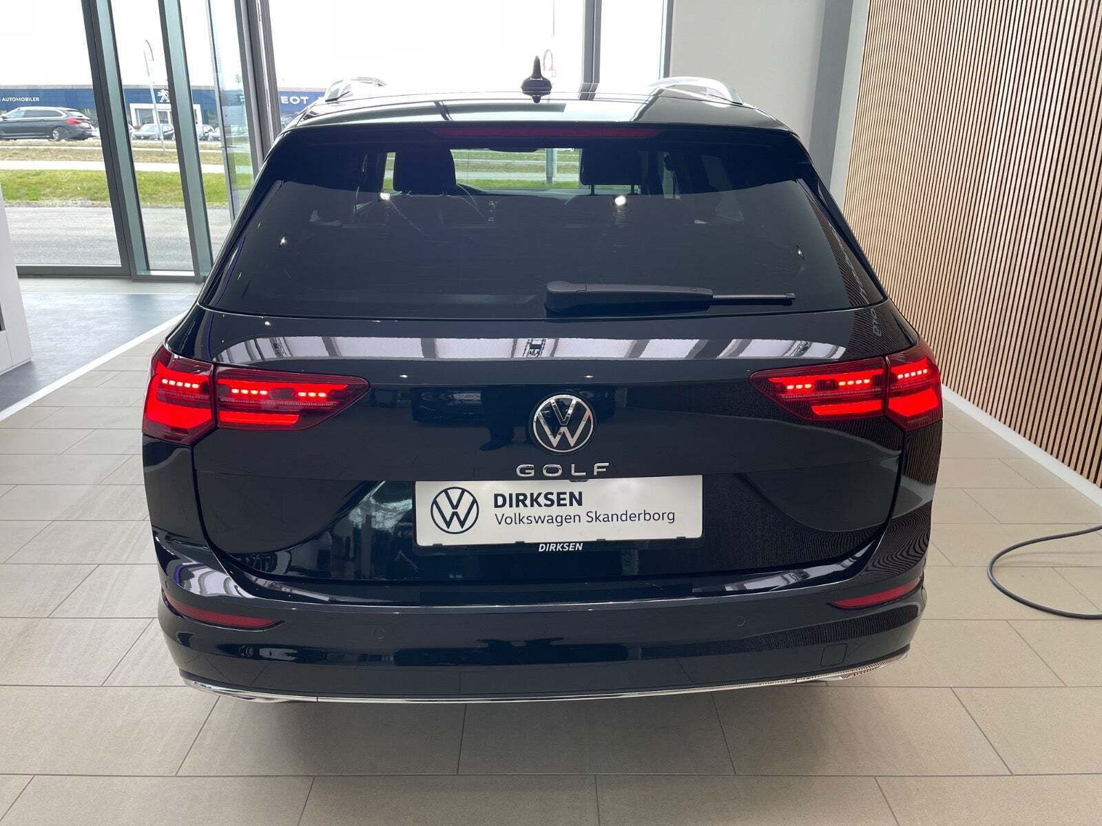 VW Golf VIII 1,5 TSi 150 Style Variant