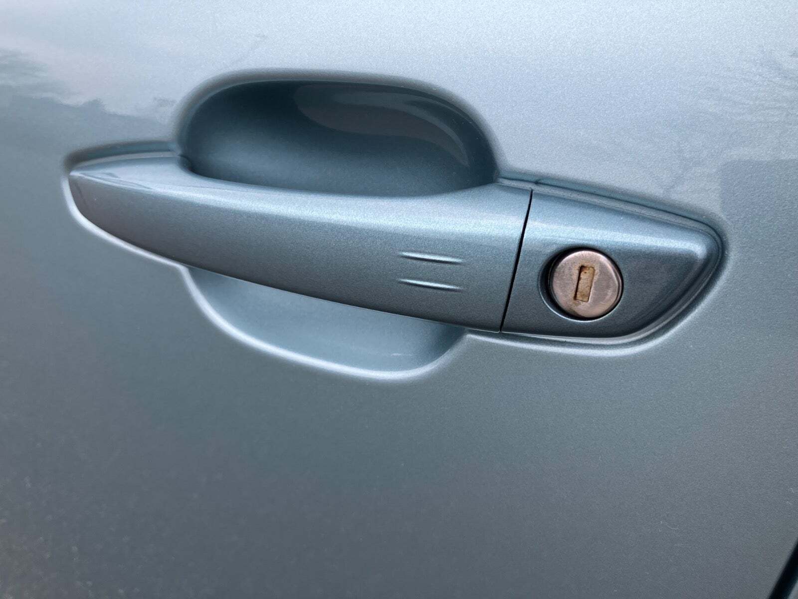 Blå Citroën ë-C4 fra 2024