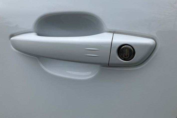 Hvid Citroën ë-C4 fra 2024