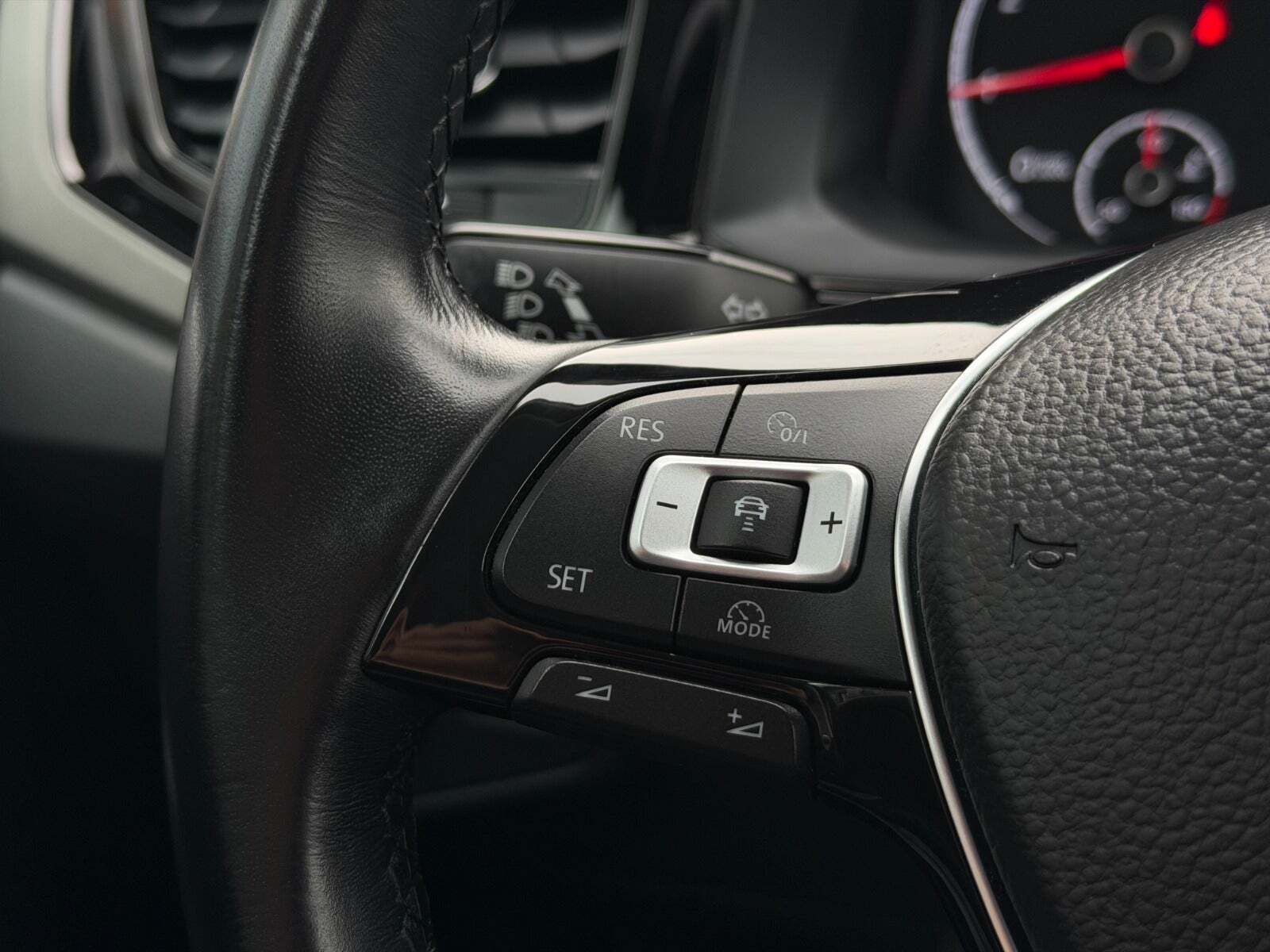 Sort VW Polo fra 2021