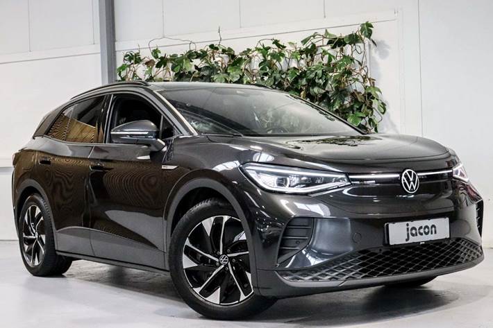 Grå VW ID.4 fra 2022 set udefra