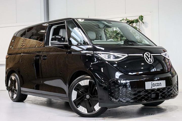 Sort VW ID.Buzz fra 2023 set udefra