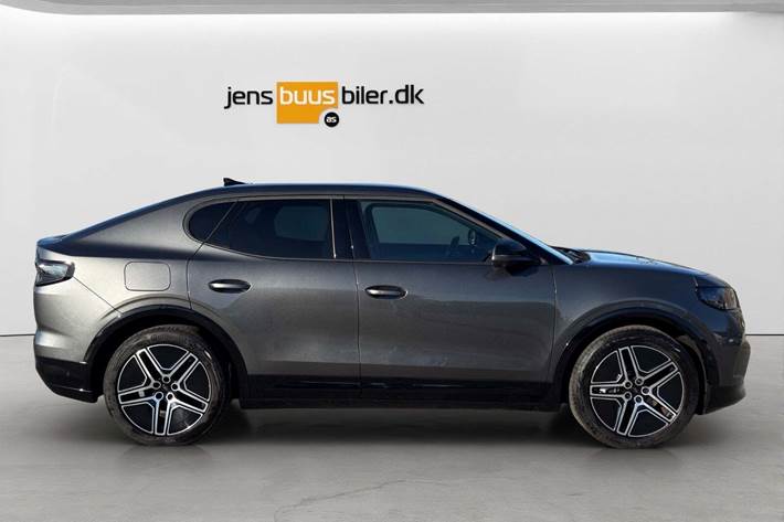 Grå Ford Capri fra 2024