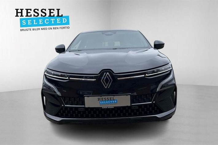 Beige Renault Megane E-Tech fra 2025