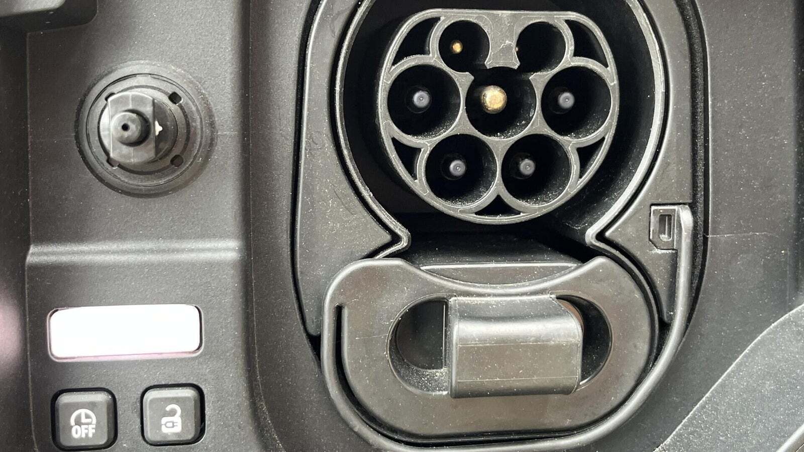 Beige Renault Megane E-Tech fra 2025