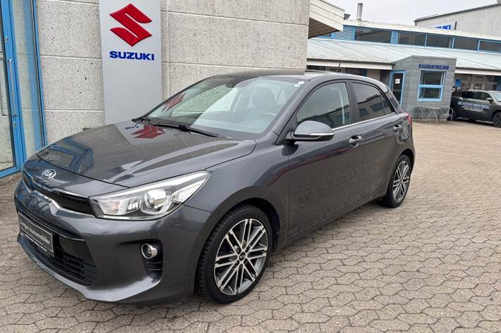 Grå Kia Rio fra 2018
