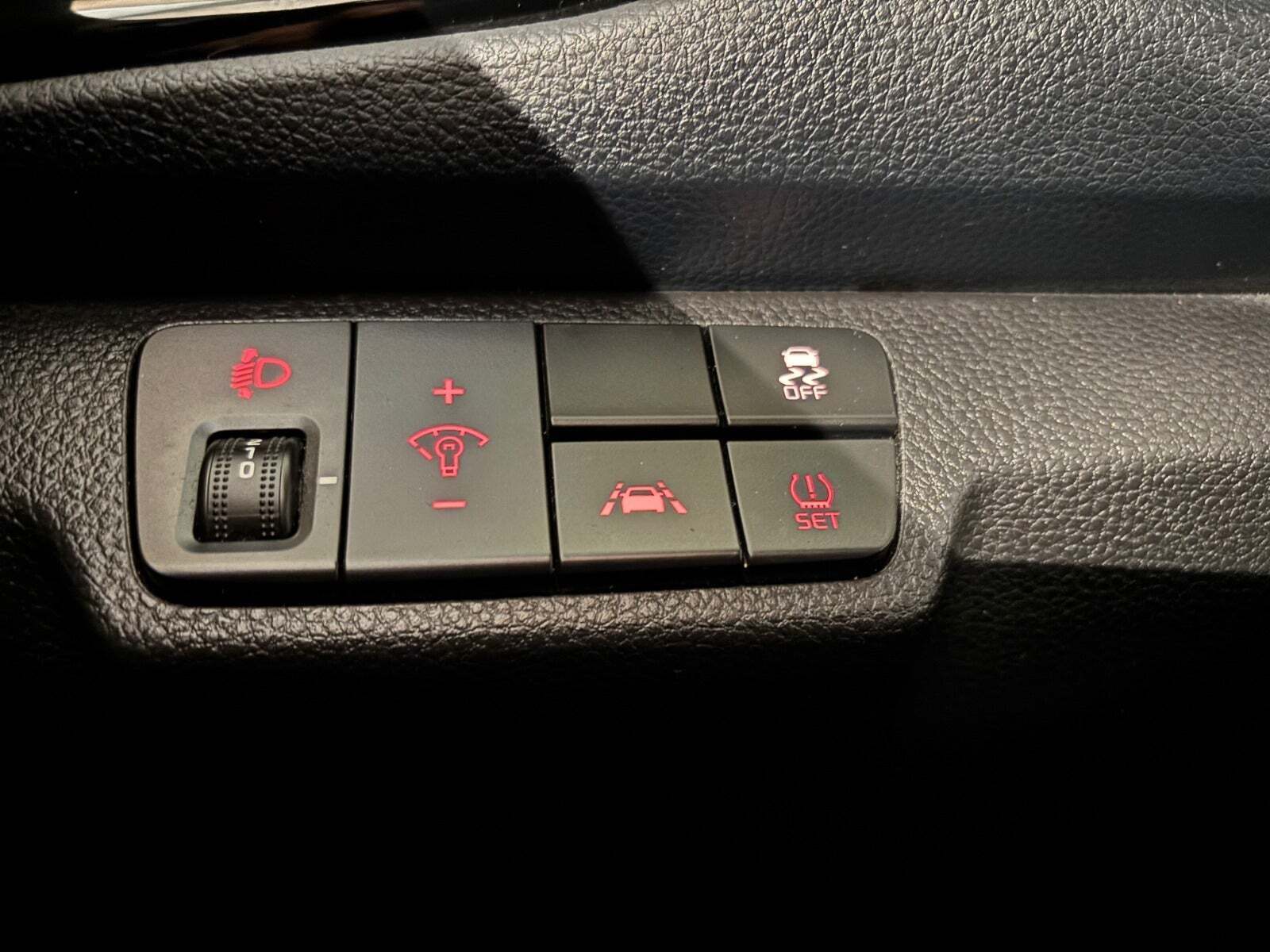 Grå Kia Rio fra 2018