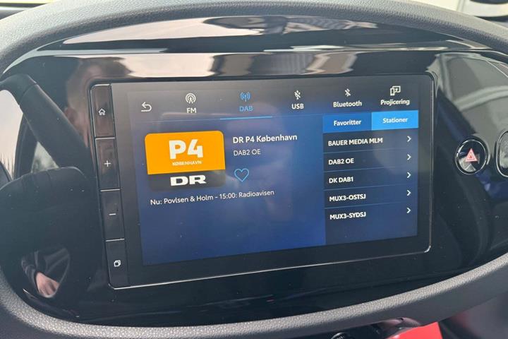 Blå Toyota Aygo X fra 2025