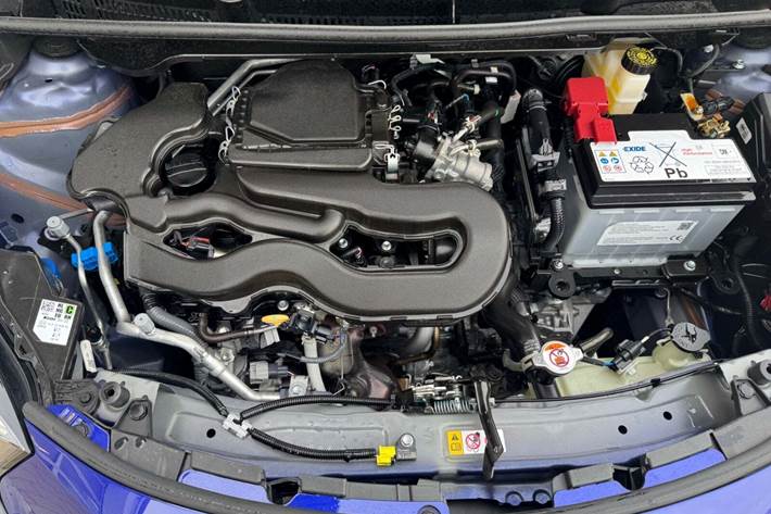 Blå Toyota Aygo X fra 2025