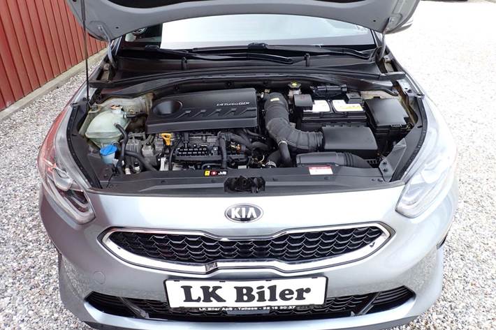 Sølv Kia Ceed fra 2019