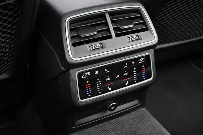 Sort Audi A6 fra 2021