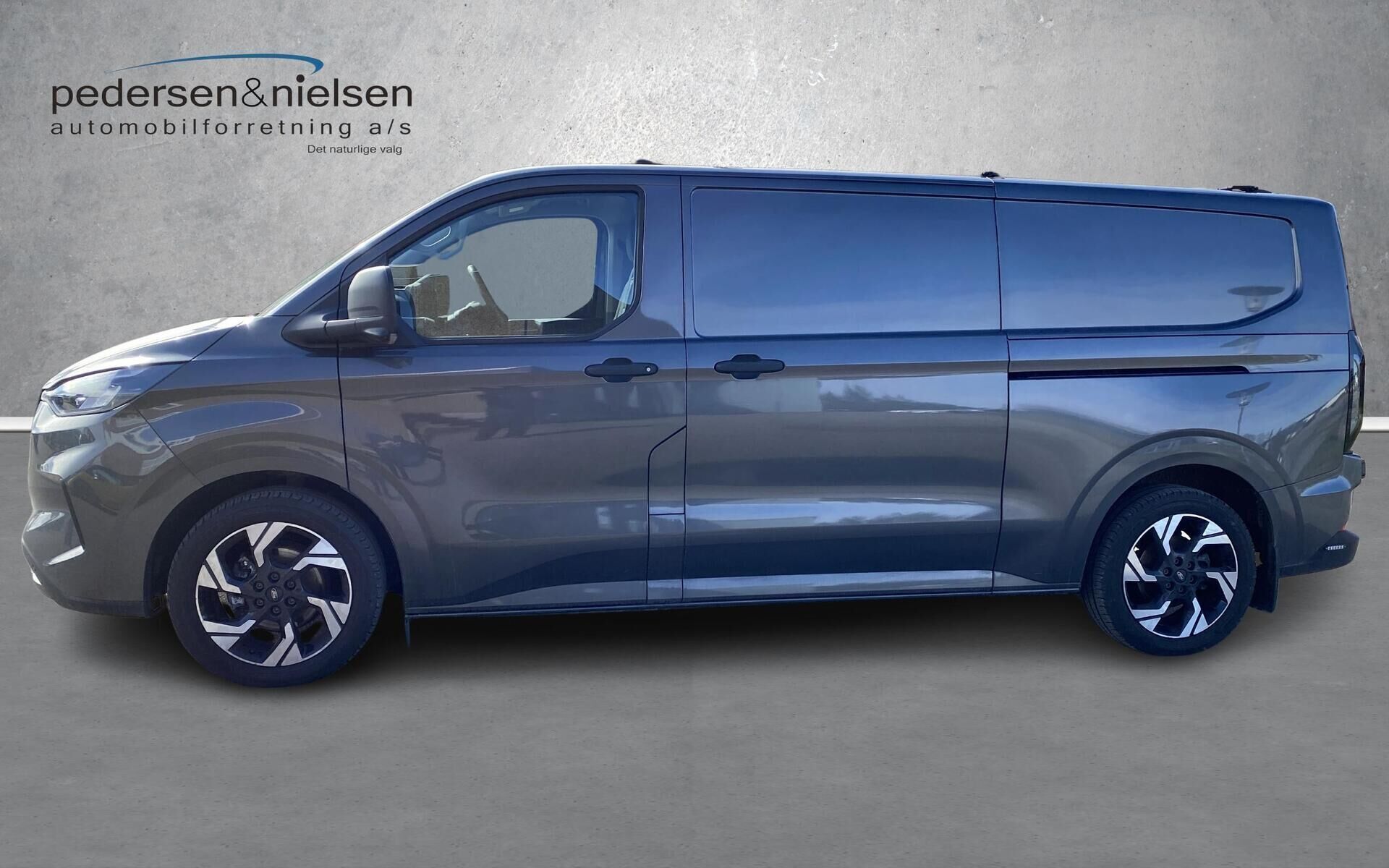 Ford Transit Custom 2,0 320 L2H1 EcoBlue Trend AWD 170HK Van 8g Aut.
