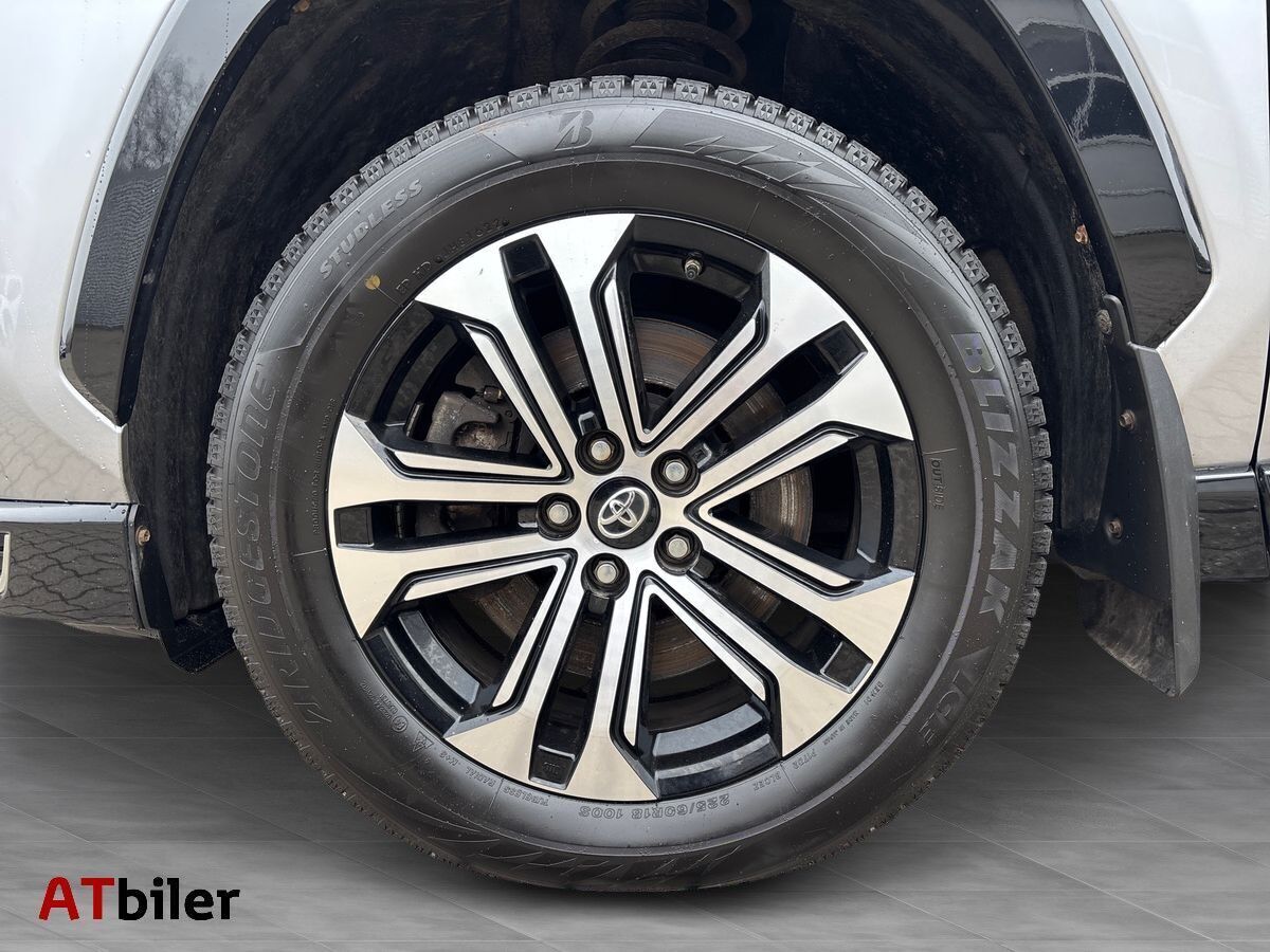 Grå Toyota RAV4 Plug-in fra 2021