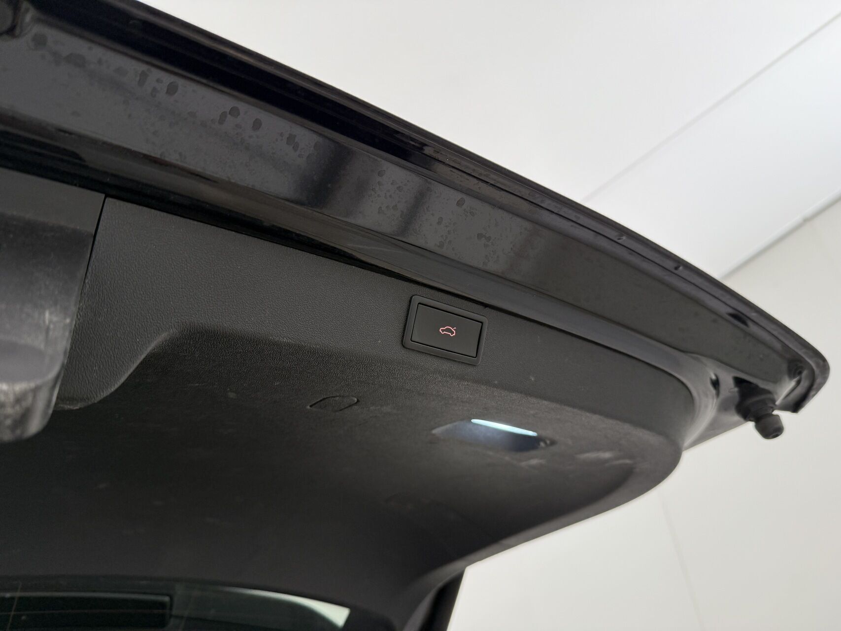 Sort Skoda Enyaq fra 2022