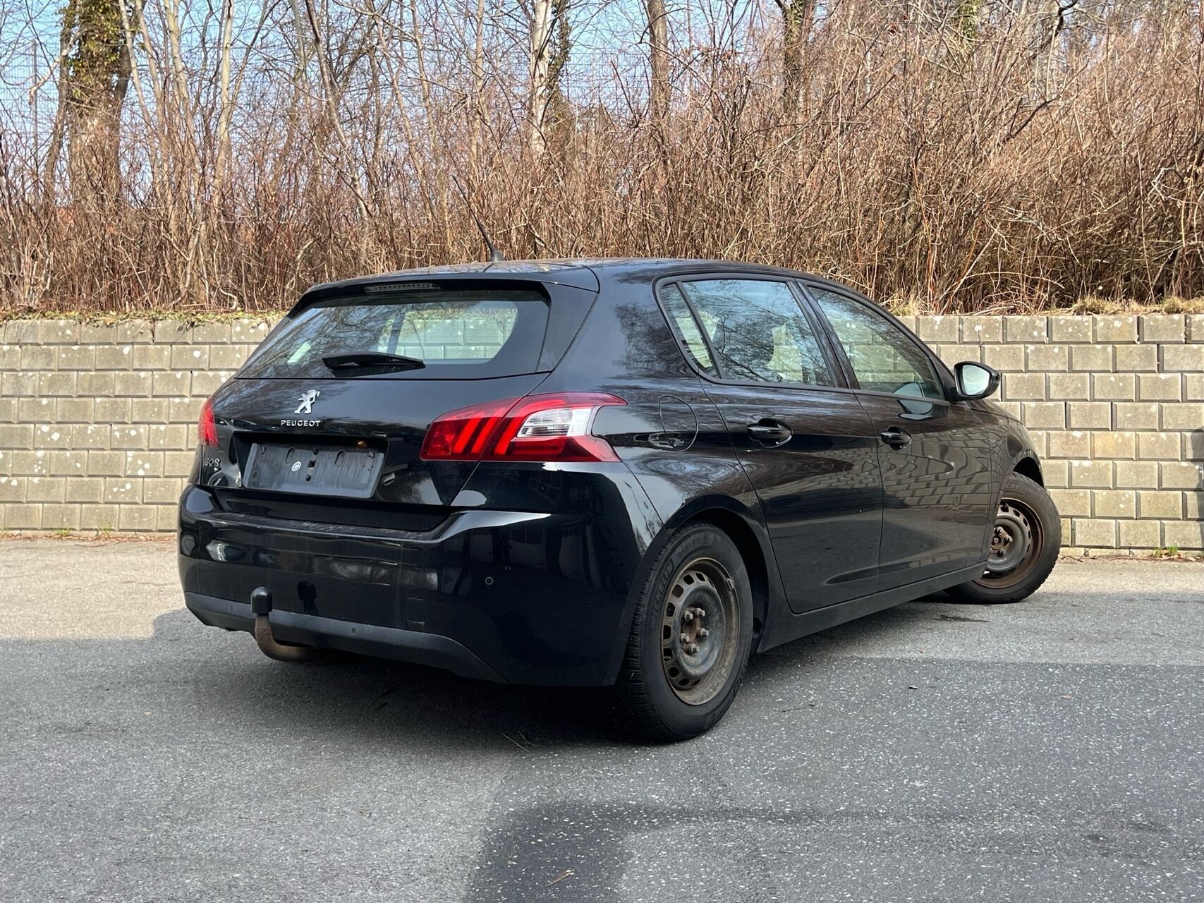 Peugeot 308 1,2 e-THP Active 130HK 5d 6g