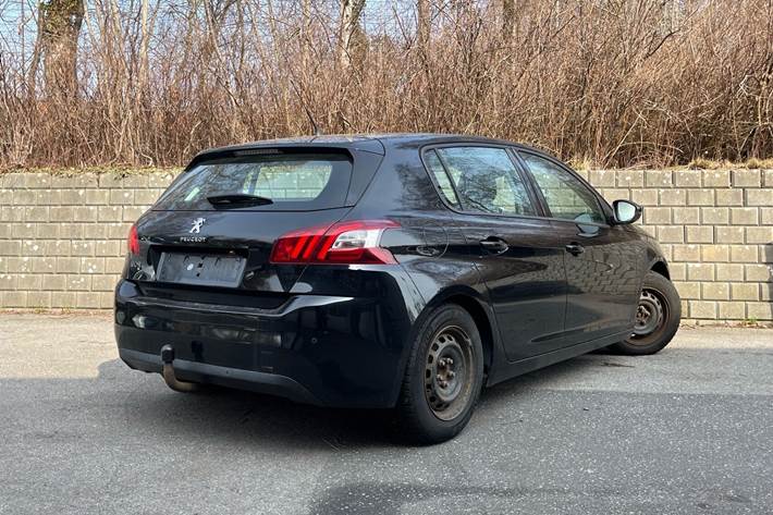 undefined Peugeot 308 fra 2015