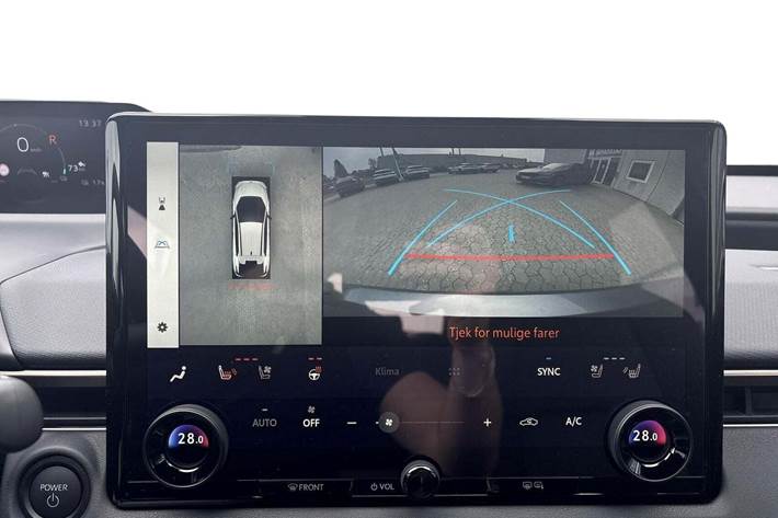 Grå Toyota BZ4X fra 2025