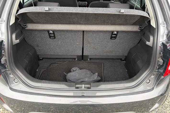 Grå Suzuki Ignis fra 2020