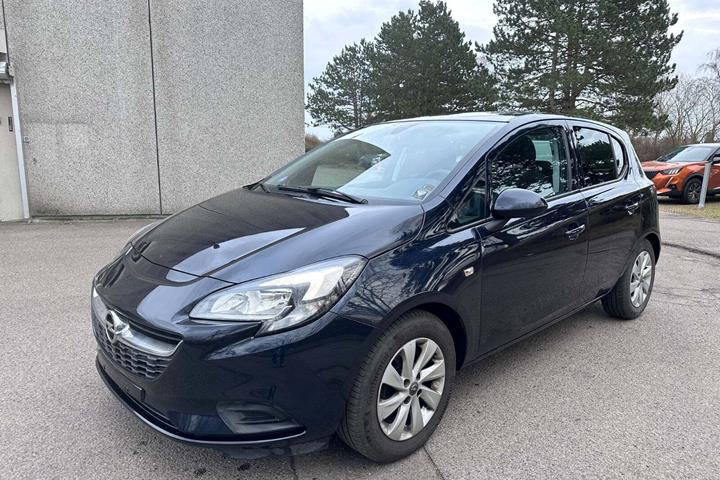 Blå Opel Corsa fra 2018 set udefra