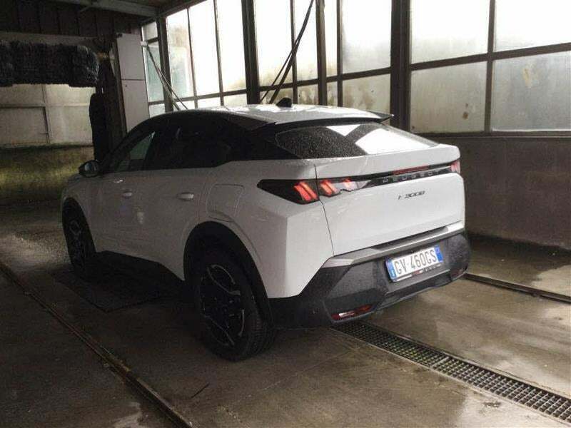 Peugeot e-3008 77 Allure