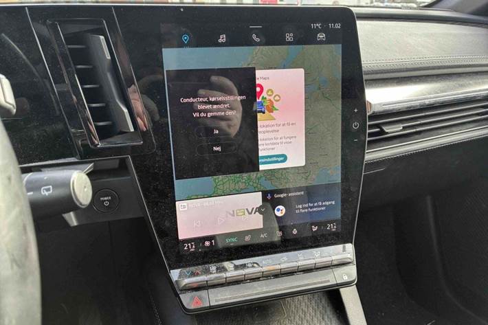 Hvid Renault Megane E-Tech fra 2022