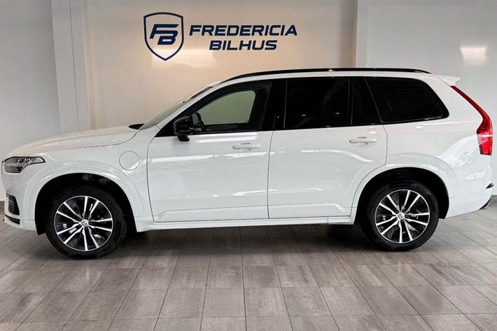 Sort Volvo XC90 fra 2020