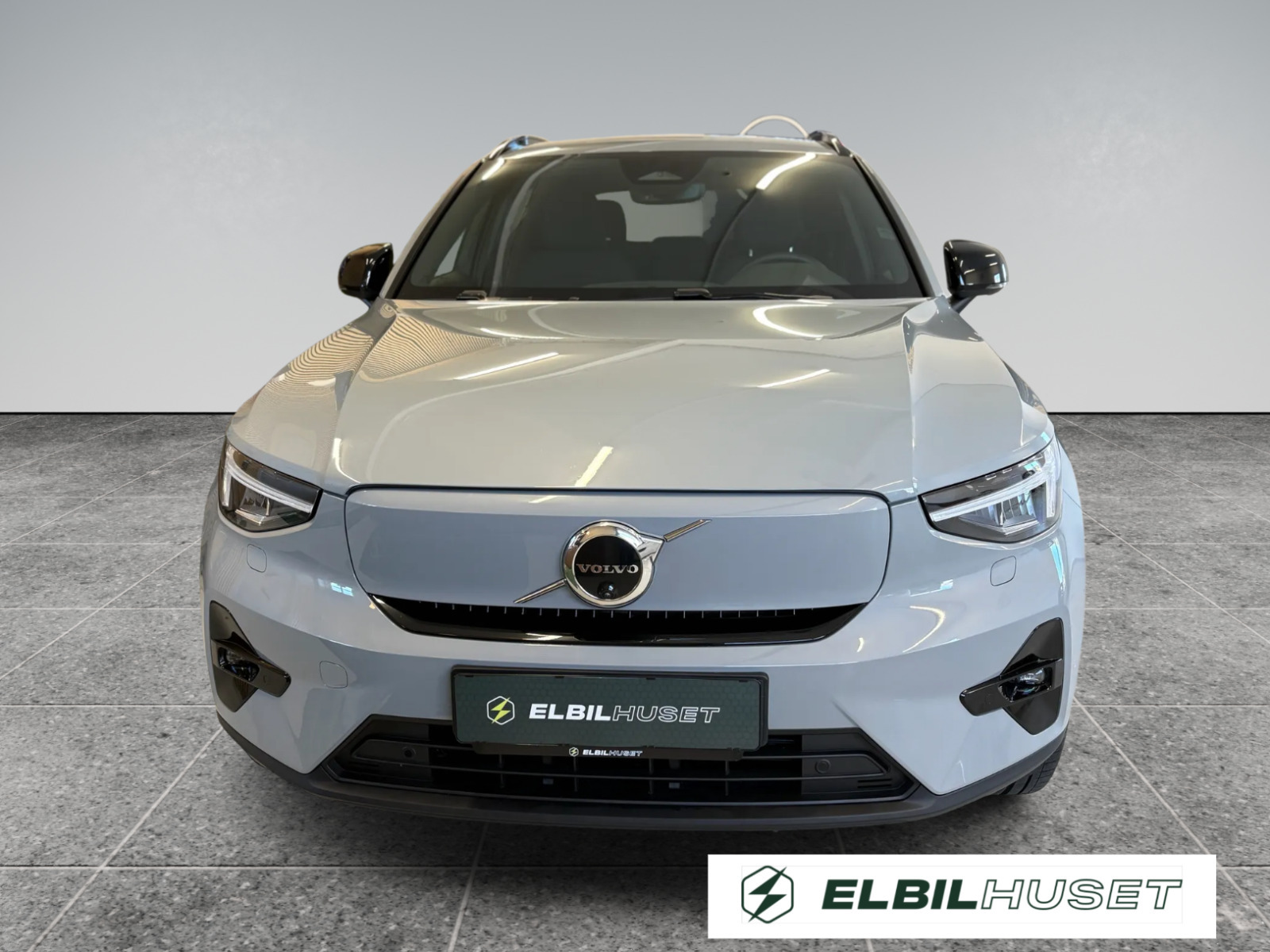 Volvo EX40 Extended Range Core