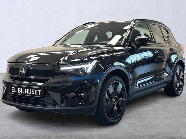 Volvo EX40 Extended Range Black Edition