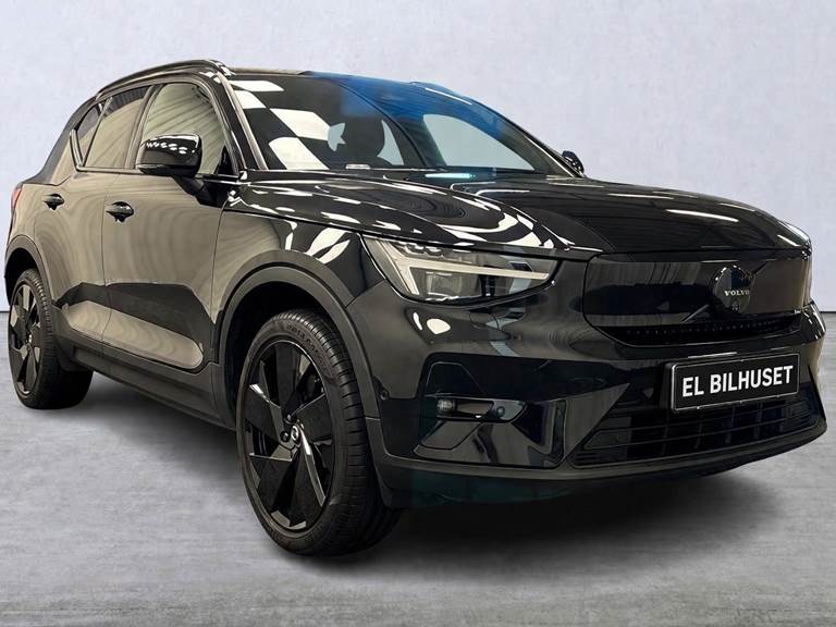 Volvo EX40 Extended Range Black Edition