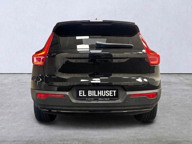Volvo EX40 Extended Range Black Edition
