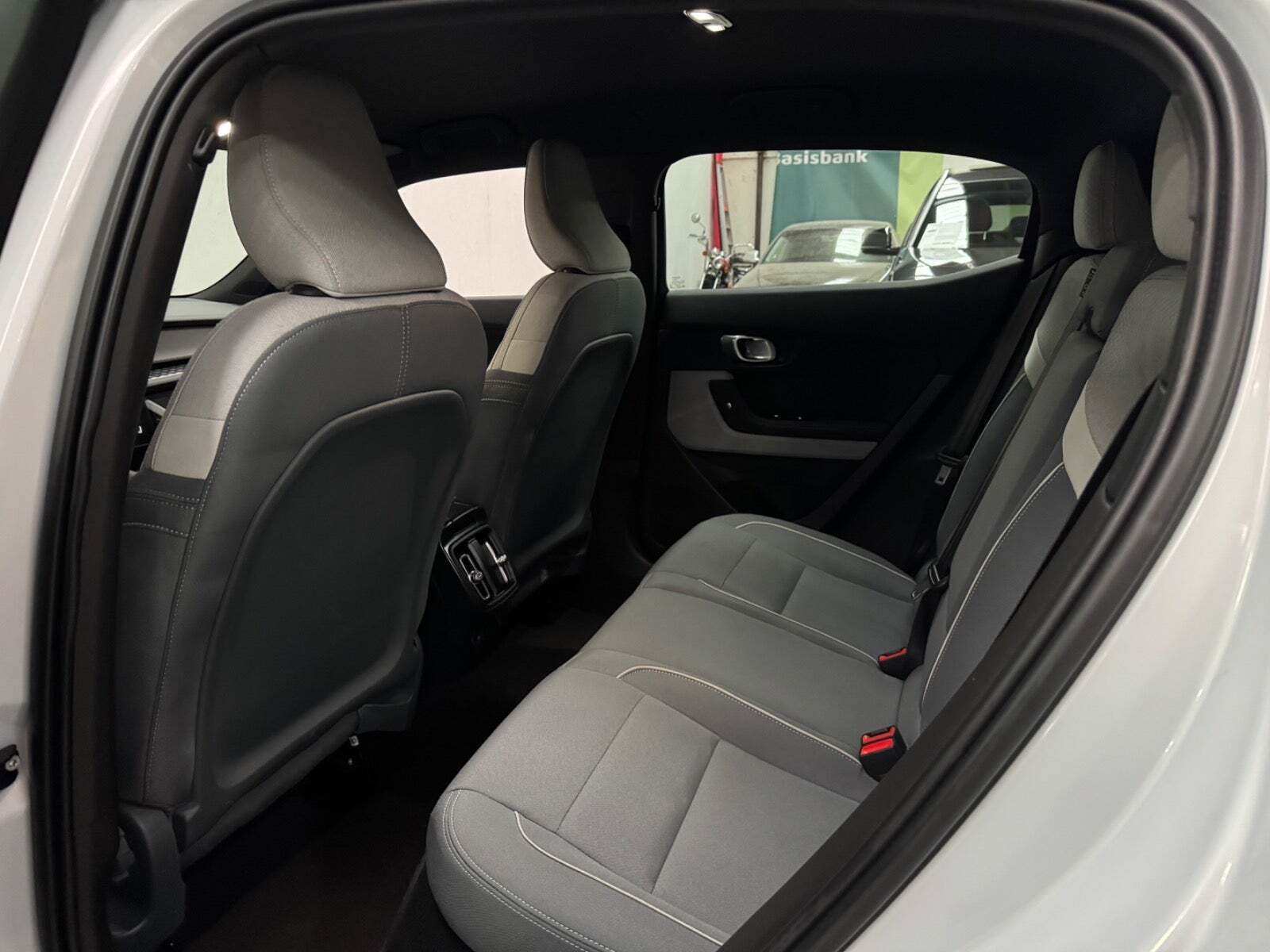 Hvid Polestar 2 fra 2022