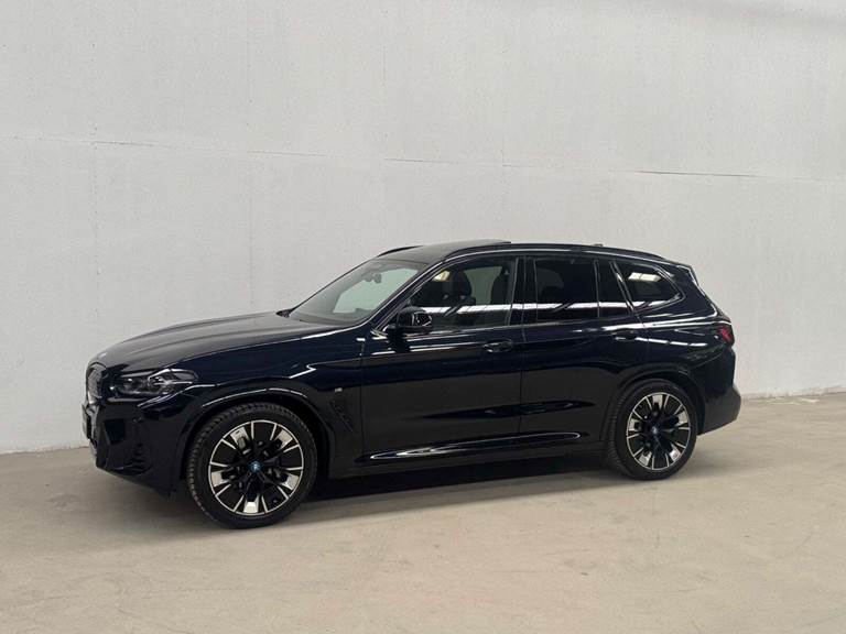 BMW iX3 Charged Plus M-Sport
