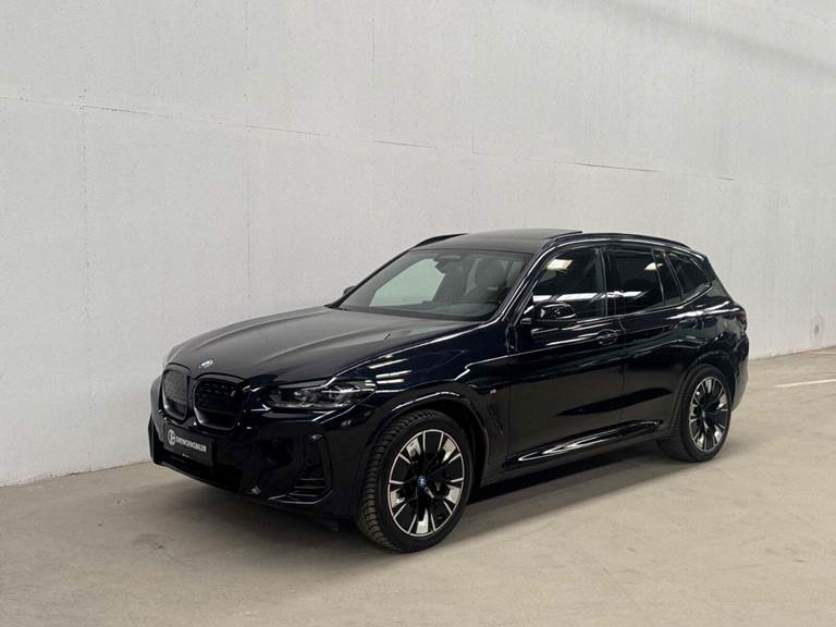 BMW iX3 Charged Plus M-Sport