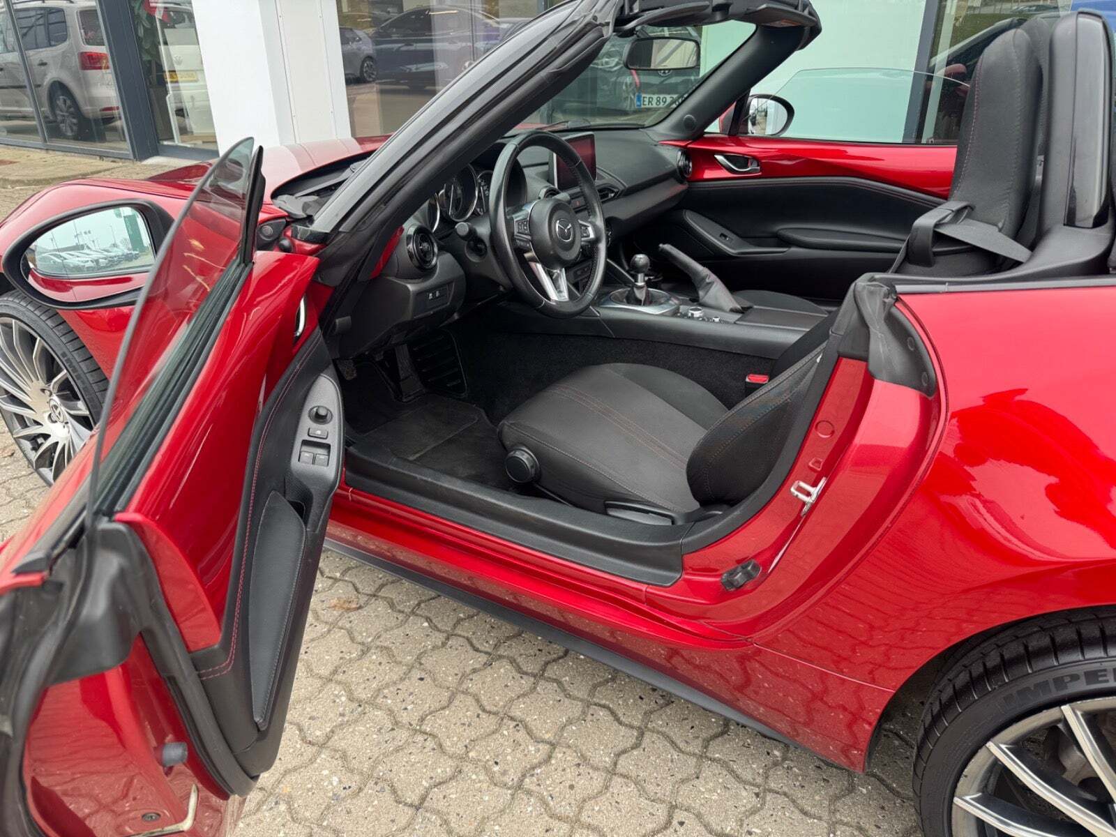 Mazda MX-5 1,5 SkyActiv-G 131 Roadster