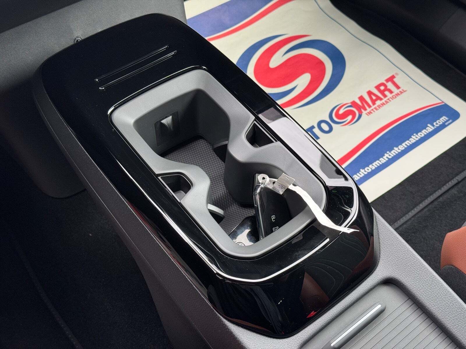 Hvid VW ID.4 fra 2025