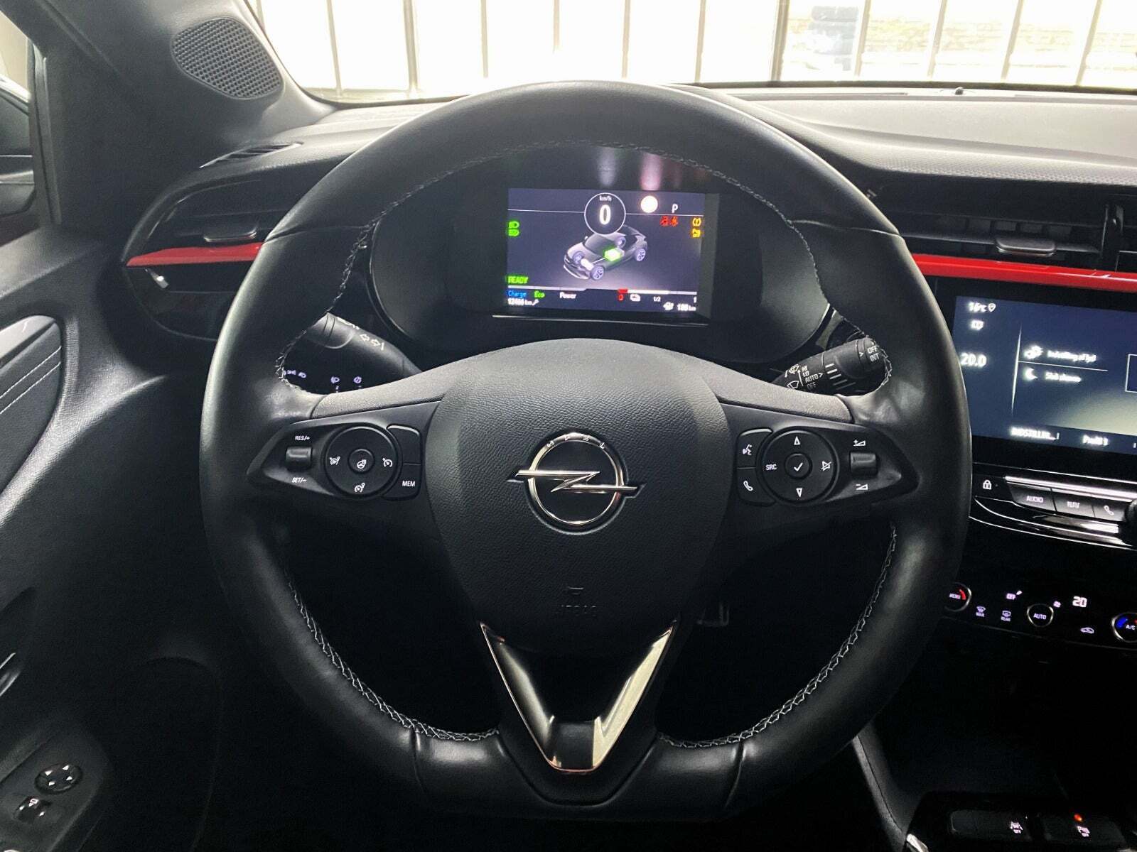 Rød Opel Corsa-e fra 2023