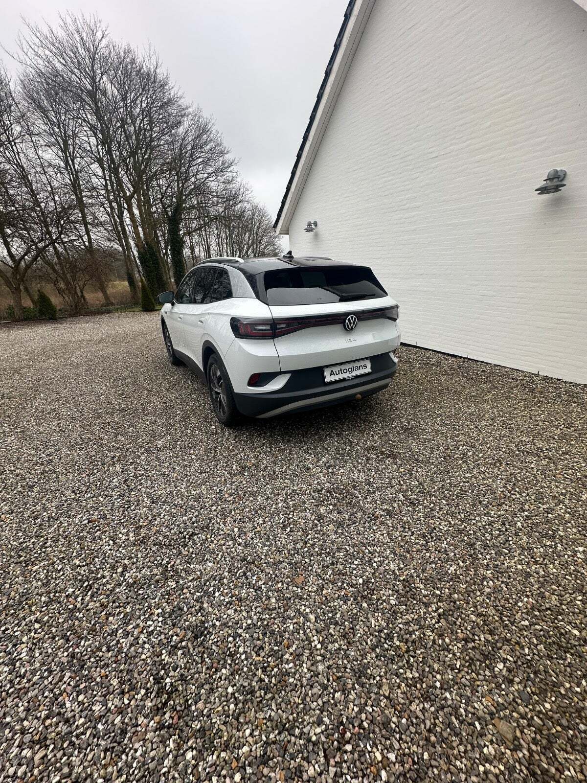Hvid VW ID.4 fra 2021